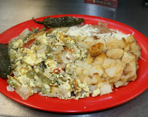 Chipotle-Avocado Sandwich